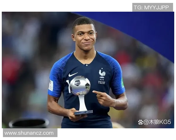 2025年度全球足球球星财富榜单揭晓梅西C罗姆巴佩财富排名引热议